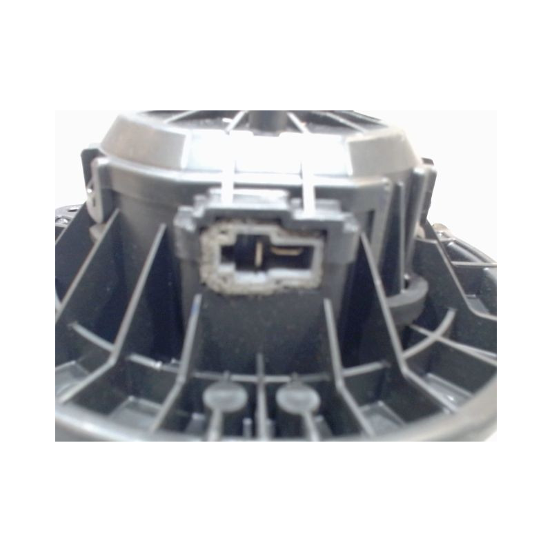 MOTEUR VENTILATEUR CHAUFFAGE KIA CARENS