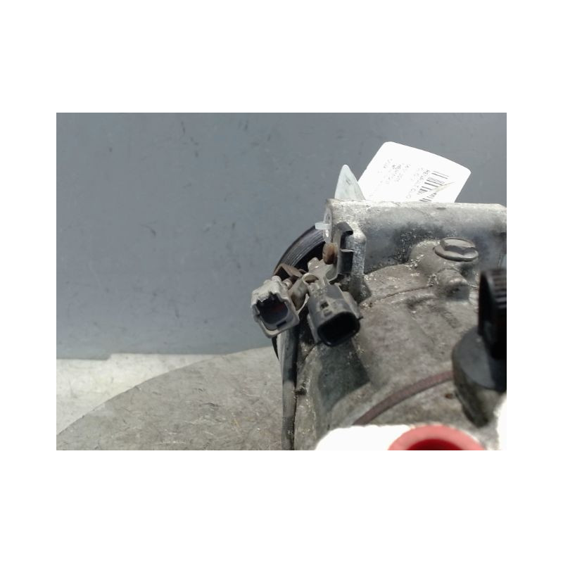 COMPRESSEUR AIR CONDITIONNE RENAULT CLIO IV