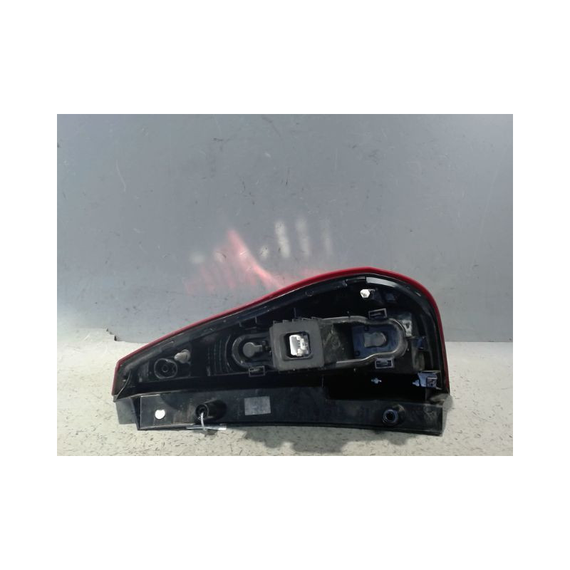 FEU ARRIERE GAUCHE  RENAULT SCENIC III 2009-