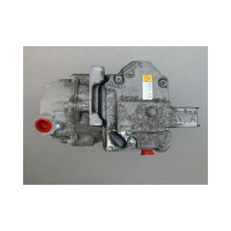 COMPRESSEUR AIR CONDITIONNE TOYOTA AURIS
