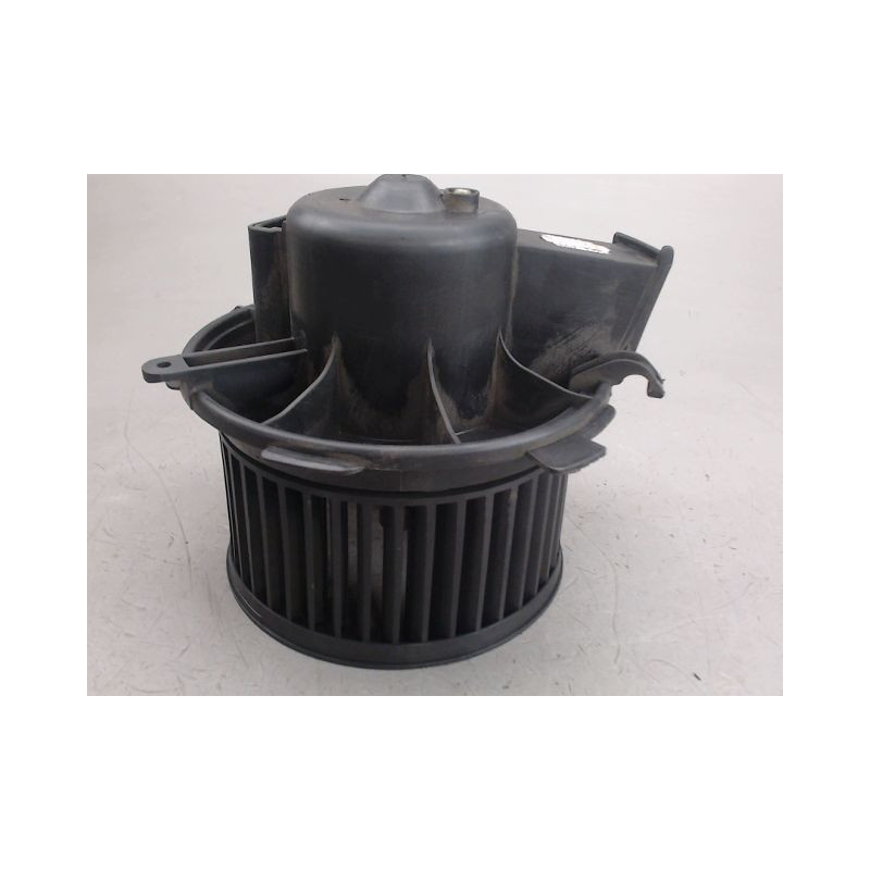 MOTEUR VENTILATEUR CHAUFFAGE PEUGEOT 206