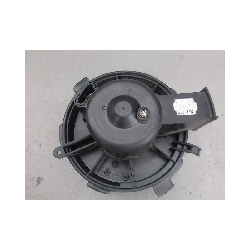 MOTEUR VENTILATEUR CHAUFFAGE PEUGEOT 206