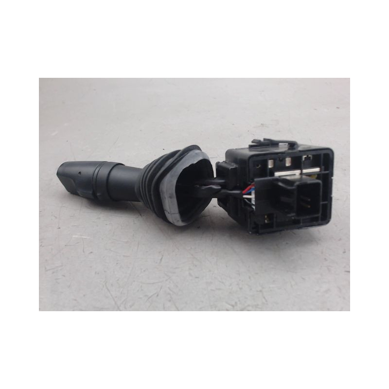 COMMANDE ESSUIE GLACE CHEVROLET CAPTIVA