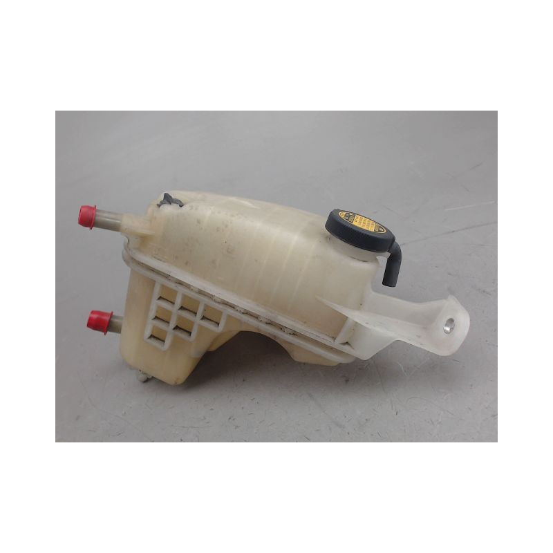 VASE EXPANSION TOYOTA AURIS