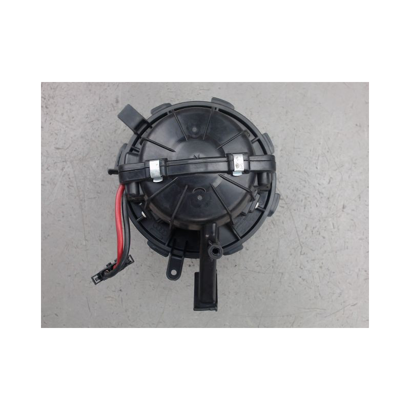 MOTEUR VENTILATEUR CHAUFFAGE AUDI A4