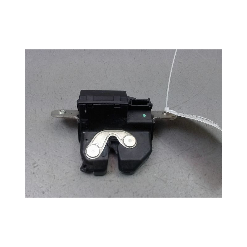 SERRURE HAYON  OPEL CORSA IV Phase 1 (D) 2006-2010