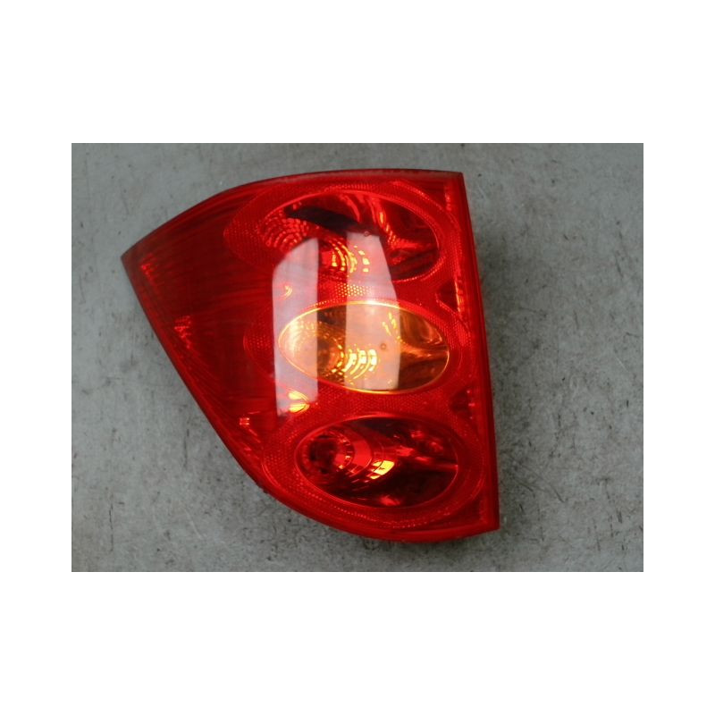 FEU ARRIERE GAUCHE  PEUGEOT 1007