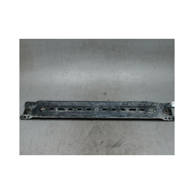 TRAVERSE INFERIEURE ARMATURE AVANT PEUGEOT 307 SW 02-05