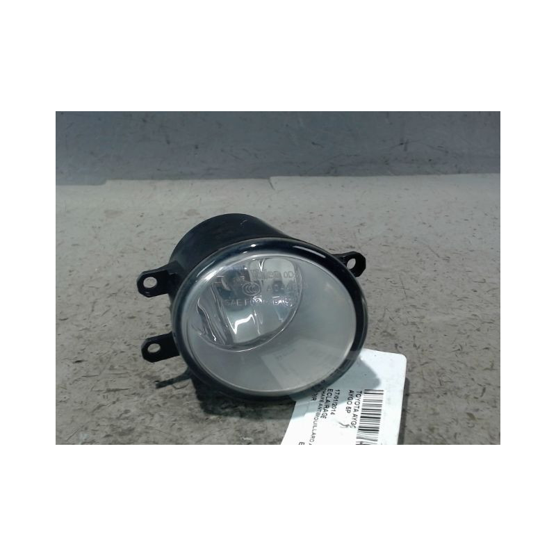 PHARE ANTIBROUILLARD AVANT DROIT TOYOTA AYGO 5P