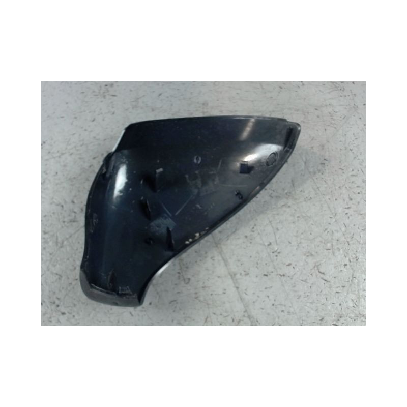 CARENAGE RETROVISEUR EXTERIEUR DROIT PEUGEOT 207 3P