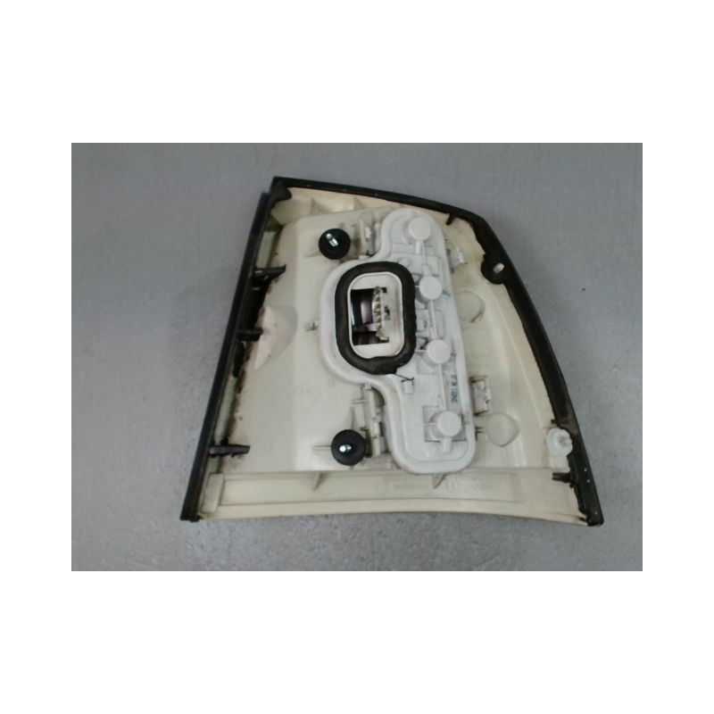 FEU ARRIERE GAUCHE  OPEL ASTRA II (G) 1998-2004