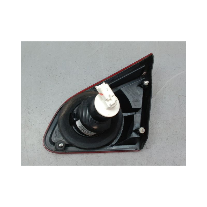 FEU ARRIERE INTERIEUR GAUCHE NISSAN QASHQAI BREAK I Phase 1 2007-2010