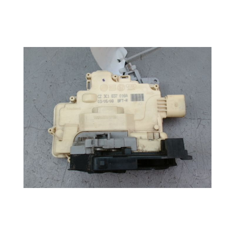 SYSTEME CONDAMNATION AVANT DROIT VOLKSWAGEN PASSAT BERL. V 2005-2010