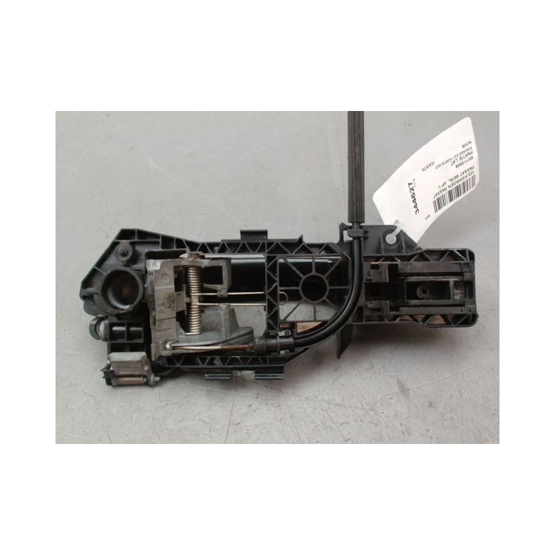 POIGNEE EXTERIEURE PORTE AVANT DROIT VOLKSWAGEN PASSAT BERL. V 2005-2010