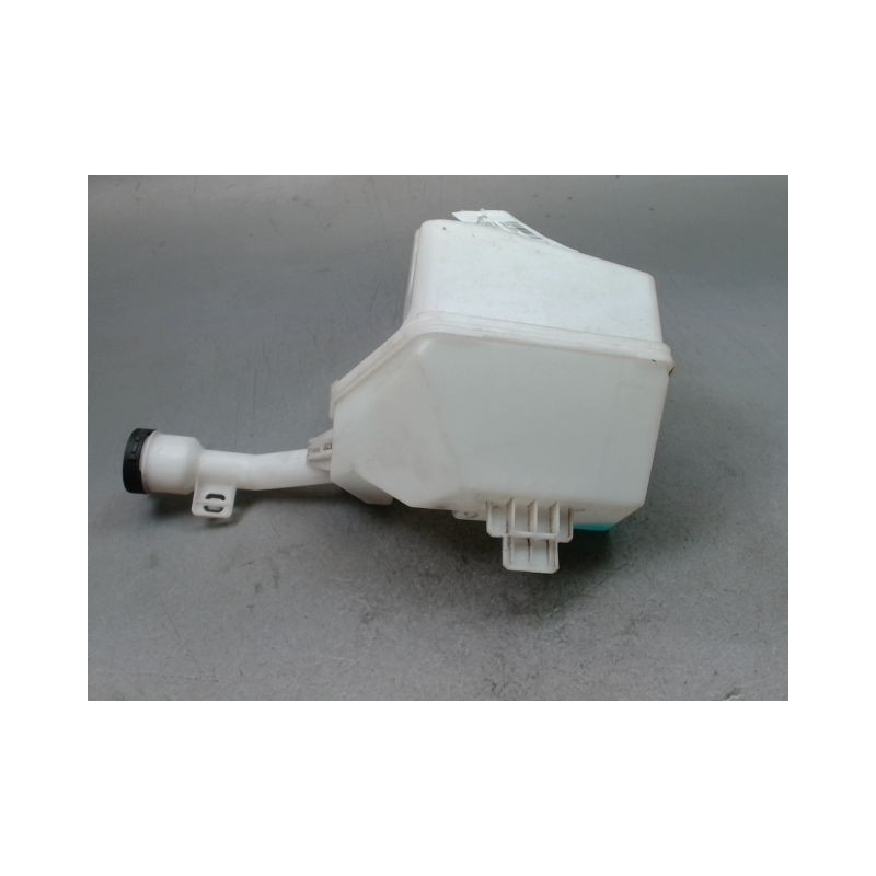 RESERVOIR LAVE-GLACE AVANT OPEL CORSA 2010-