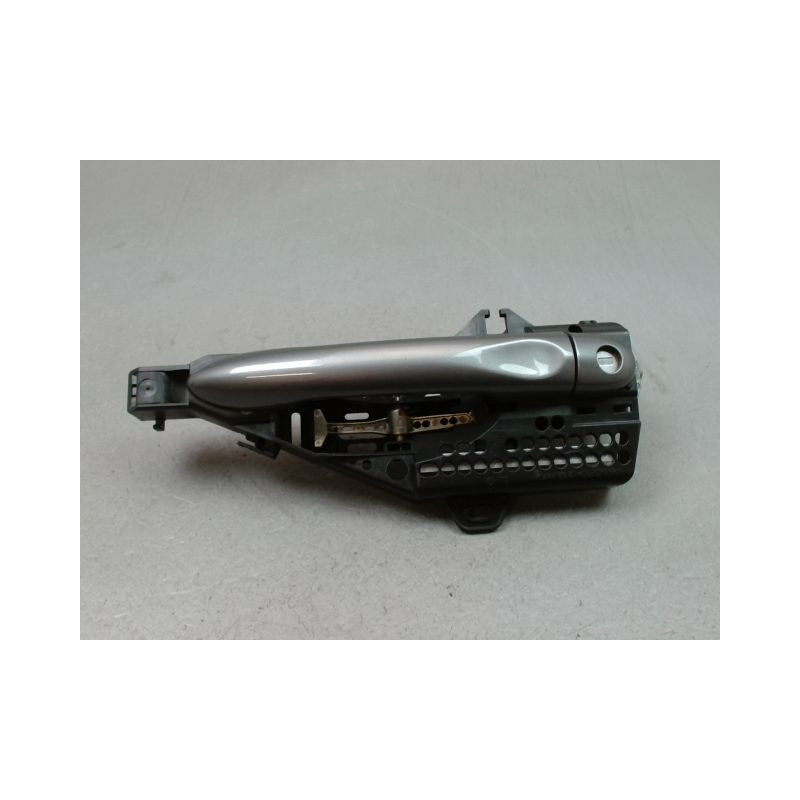 POIGNEE EXTERIEURE PORTE AVANT GAUCHE RENAULT CAPTUR Phase 1 2013-...