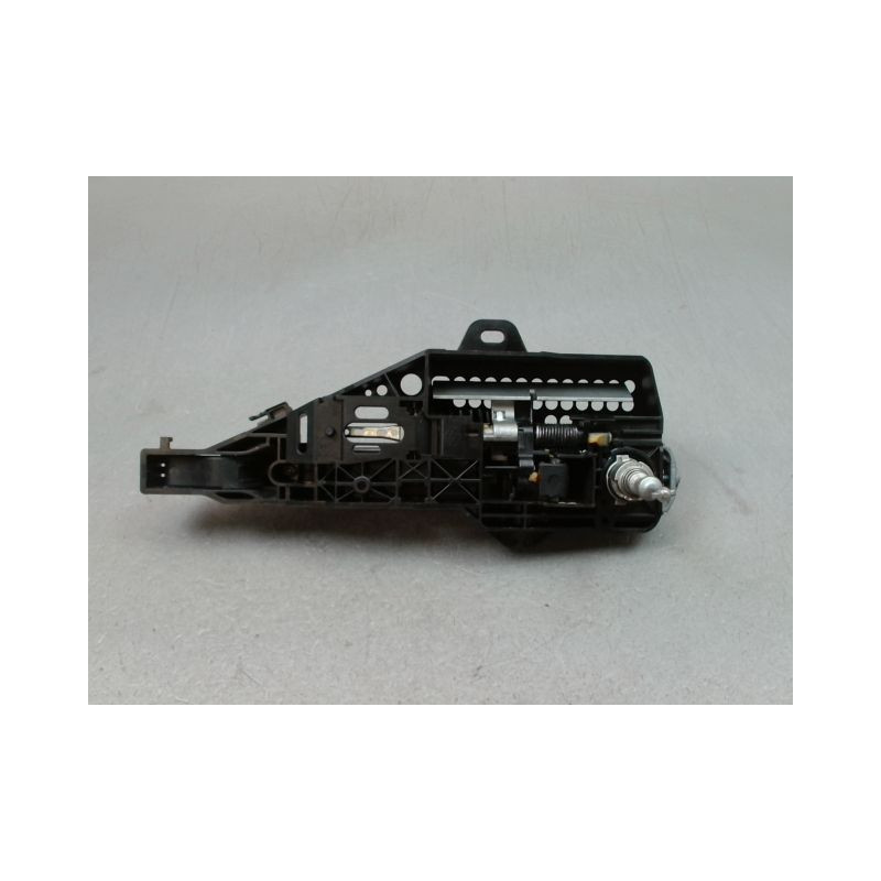 POIGNEE EXTERIEURE PORTE AVANT GAUCHE RENAULT CAPTUR Phase 1 2013-...