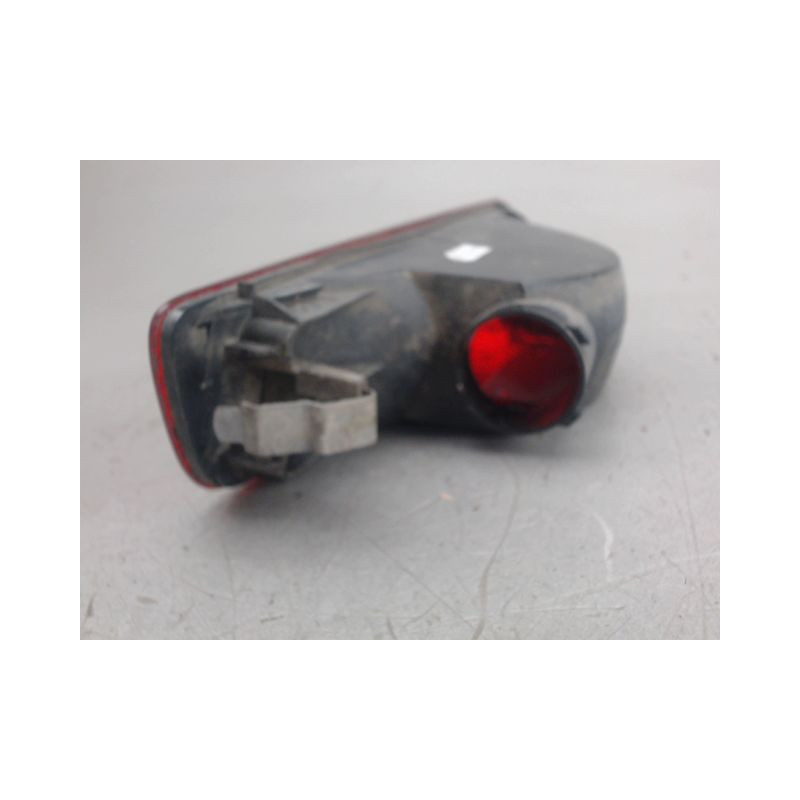 FEU BROUILLARD CENTRAL ARRIERE NISSAN MICRA