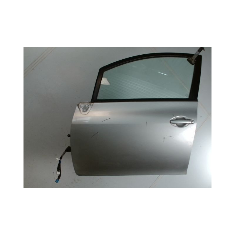 PORTE AVANT GAUCHE TOYOTA AURIS