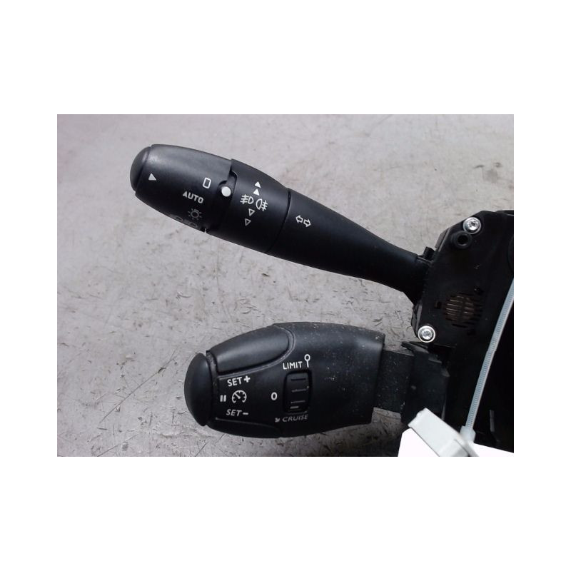 BLOC COMMODOS PEUGEOT 207 5P