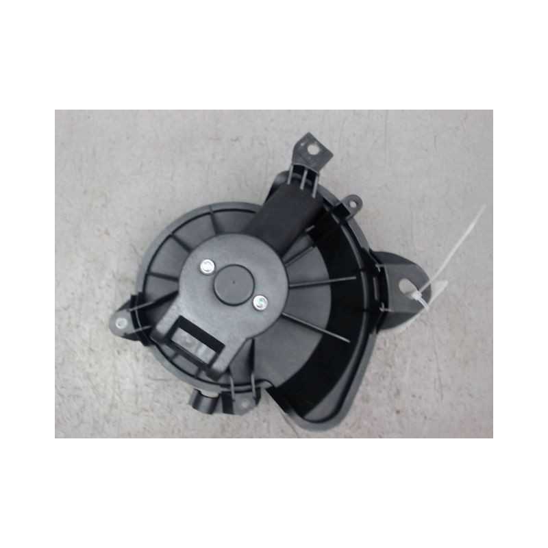 MOTEUR VENTILATEUR CHAUFFAGE FIAT GRANDE PUNTO 2005-