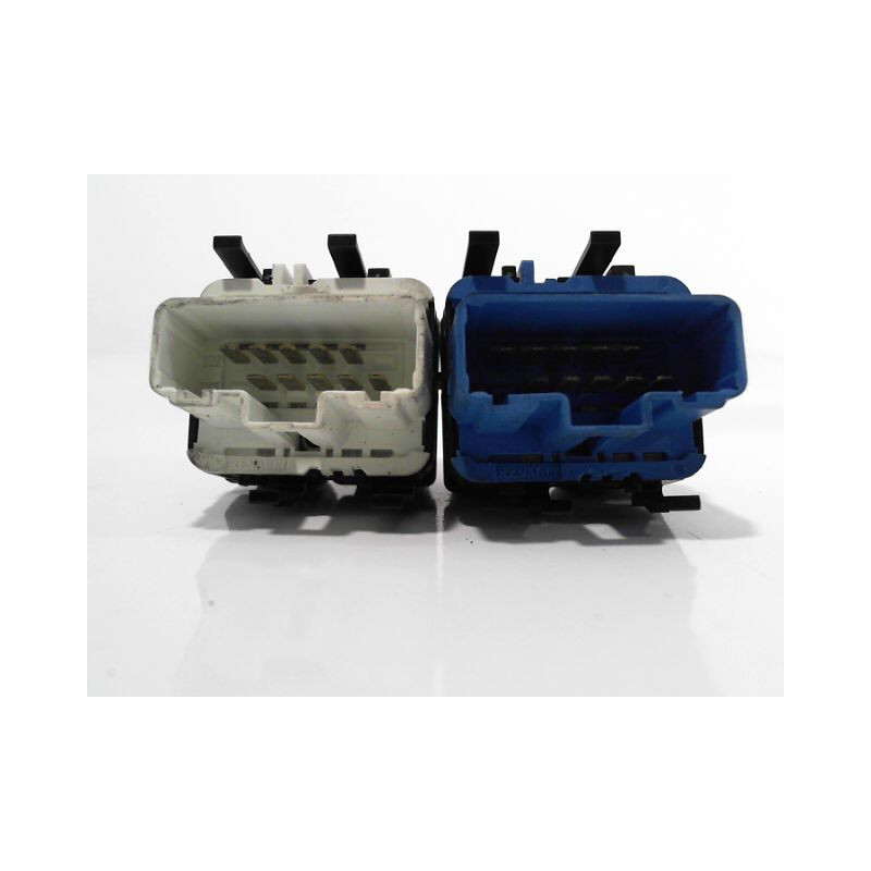 COMMANDE LEVE-GLACE PORTE AVG RENAULT MODUS 2008-