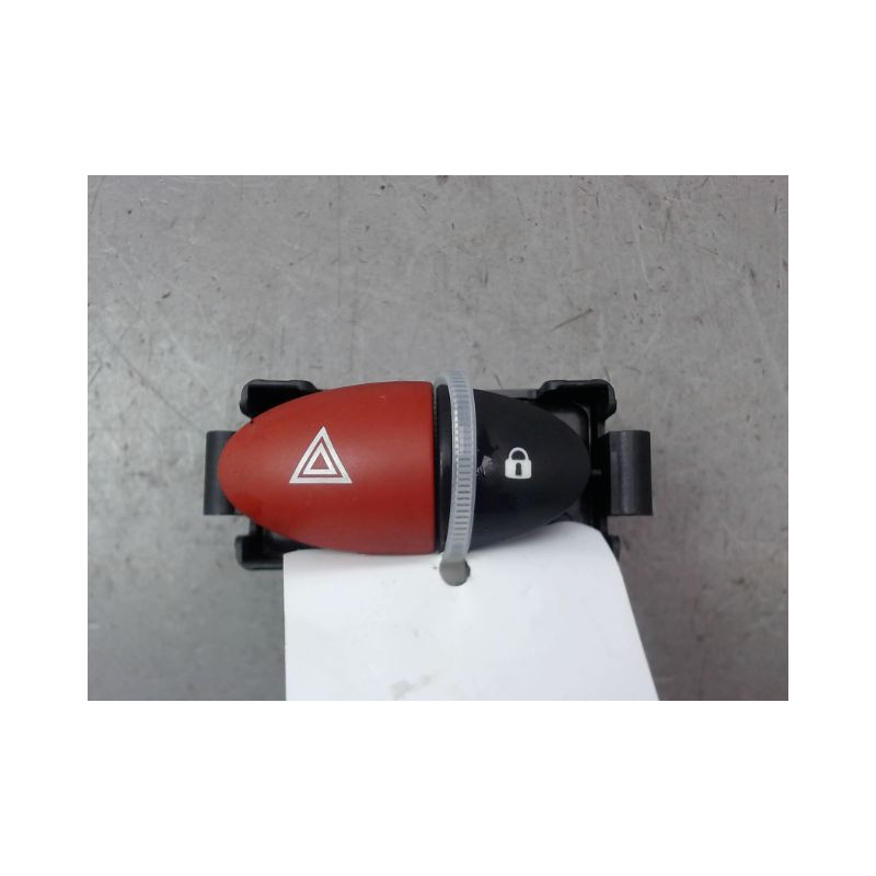 BOUTON DE WARNING RENAULT TWINGO II Phase 1 2007-2011