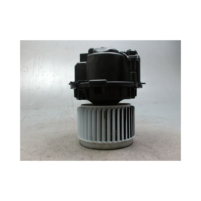 MOTEUR VENTILATEUR CHAUFFAGE RENAULT CAPTUR