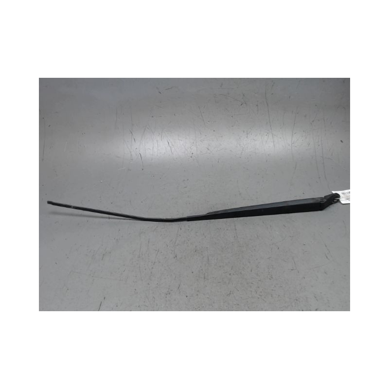 BRAS ESSUIE-GLACE AVANT DROIT RENAULT CLIO III 2009-