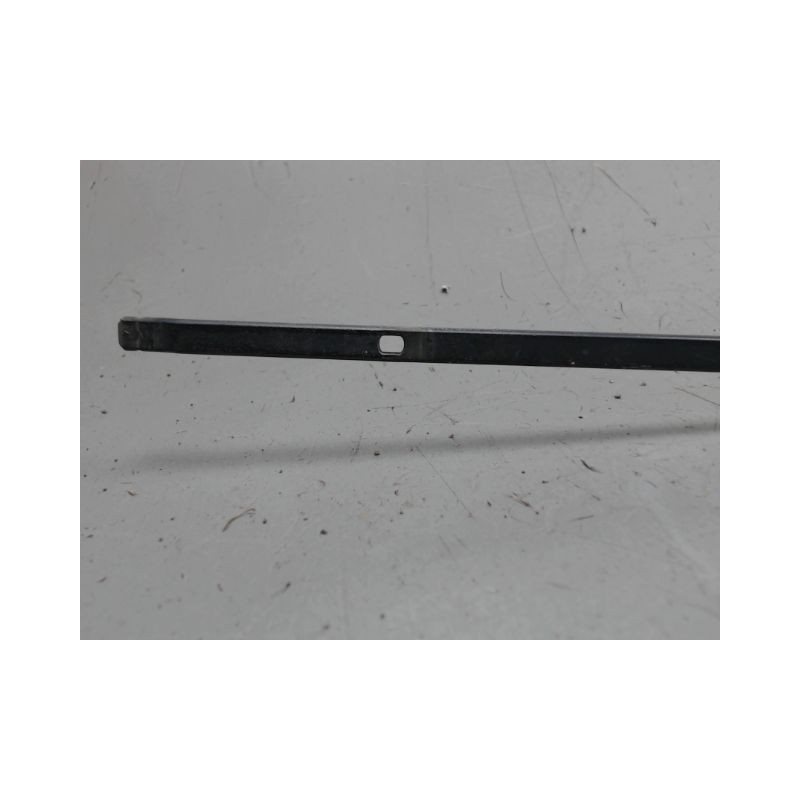 BRAS ESSUIE-GLACE AVANT DROIT RENAULT CLIO III 2009-