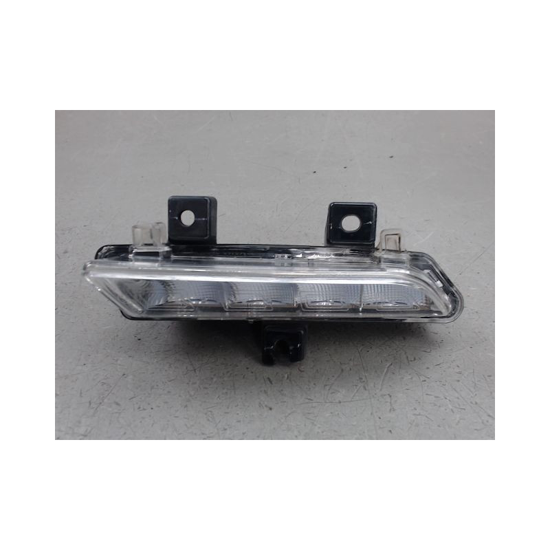 FEUX POSITION DROIT RENAULT CLIO