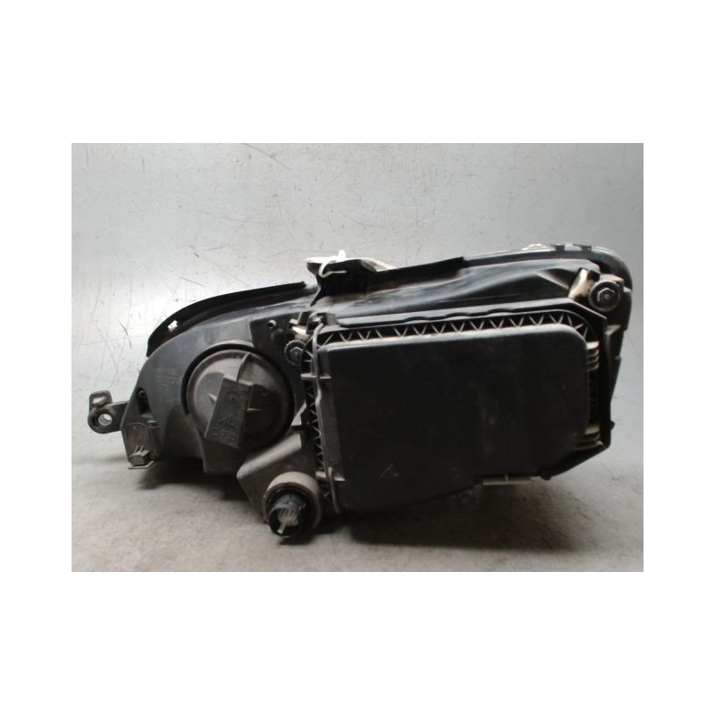 PHARE DROIT FIAT MULTIPLA 2004-