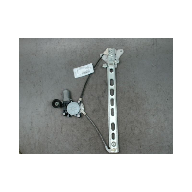 MECANISME+MOTEUR LEVE-GLACE AVANT DROIT SUZUKI SWIFT 3P