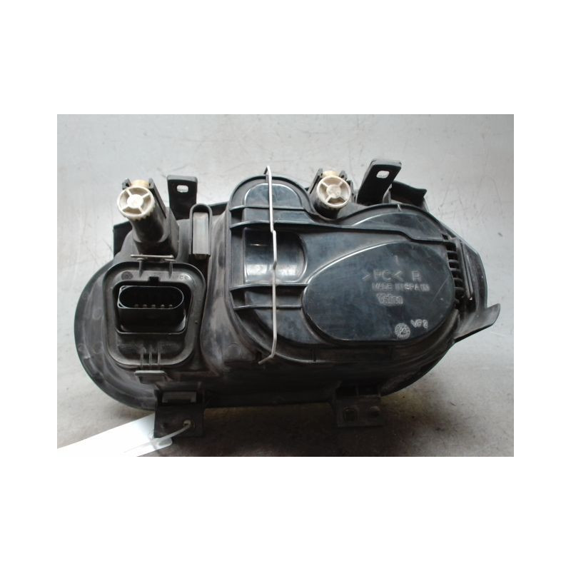 PHARE DROIT VOLKSWAGEN GOLF IV 98-2004