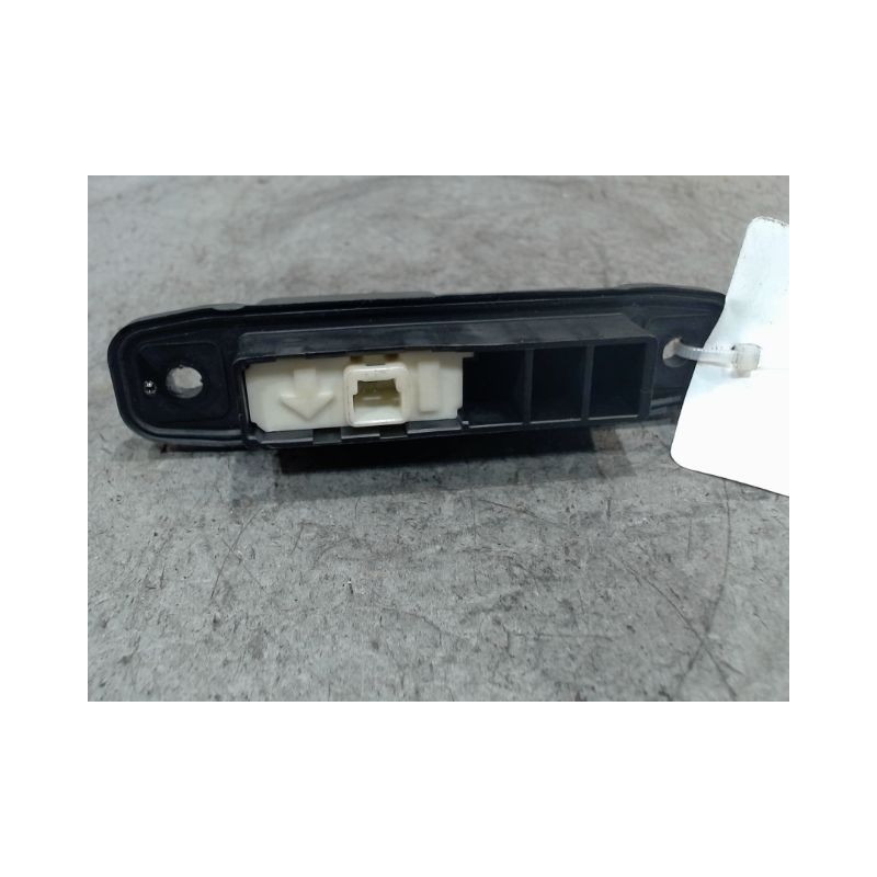 POIGNEE EXTERIEURE HAYON TOYOTA AURIS