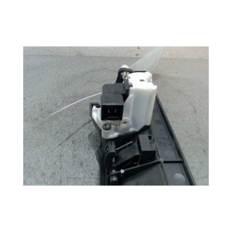 POIGNEE EXTERIEURE HAYON PEUGEOT 206
