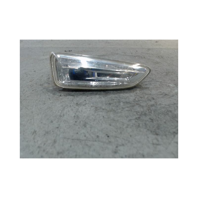 REPETITEUR AILE DROIT OPEL ASTRA
