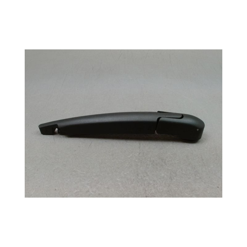 BRAS ESSUIE-GLACE ARRIERE FIAT 500 2007-