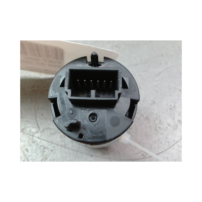 BOUTON DE DEMARRAGE FIAT 500 2007-