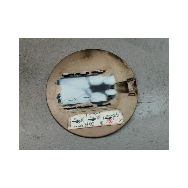 VOLET DE TRAPPE CARBURANT FORD FIESTA 2010-