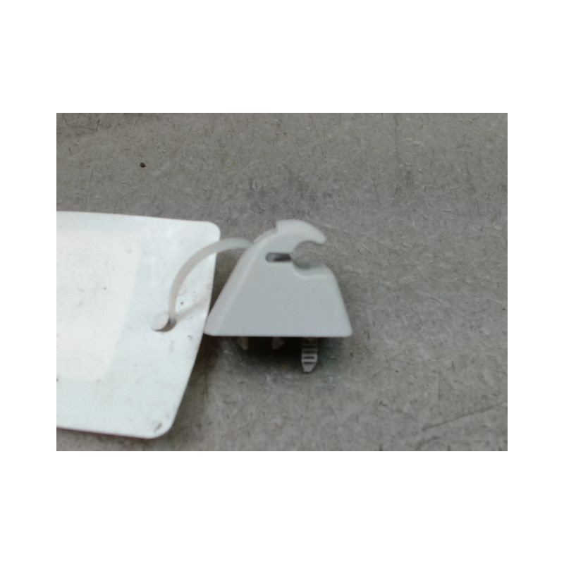 CROCHET FIXATION PARE SOLEIL G OPEL CORSA 2010-