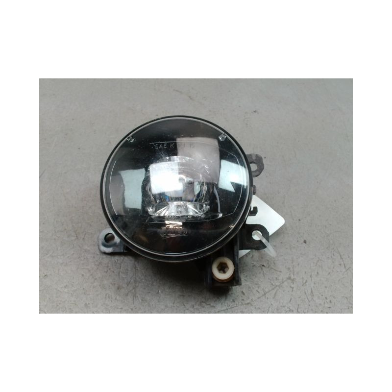 PHARE ANTIBROUILLARD AVANT DROIT RENAULT CAPTUR Phase 1 2013-...