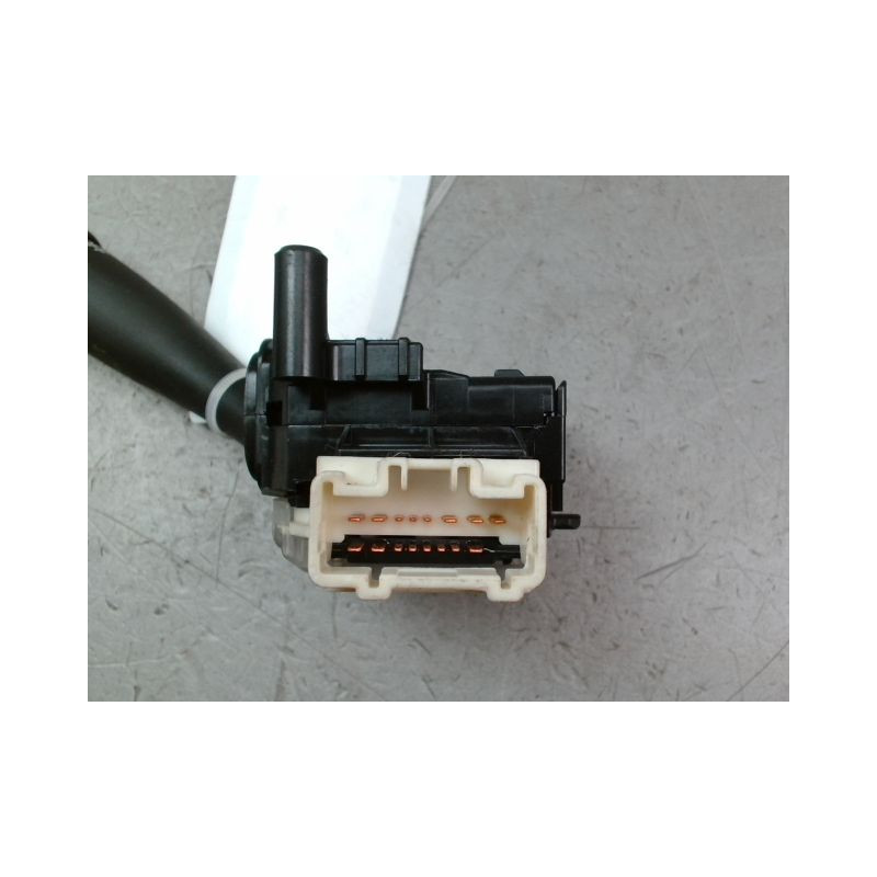 COMMANDE ECLAIRAGE TOYOTA COROLLA VERSO II Phase 2 2007-2009