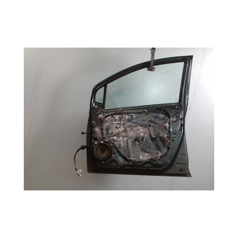 PORTE AVANT DROIT TOYOTA YARIS