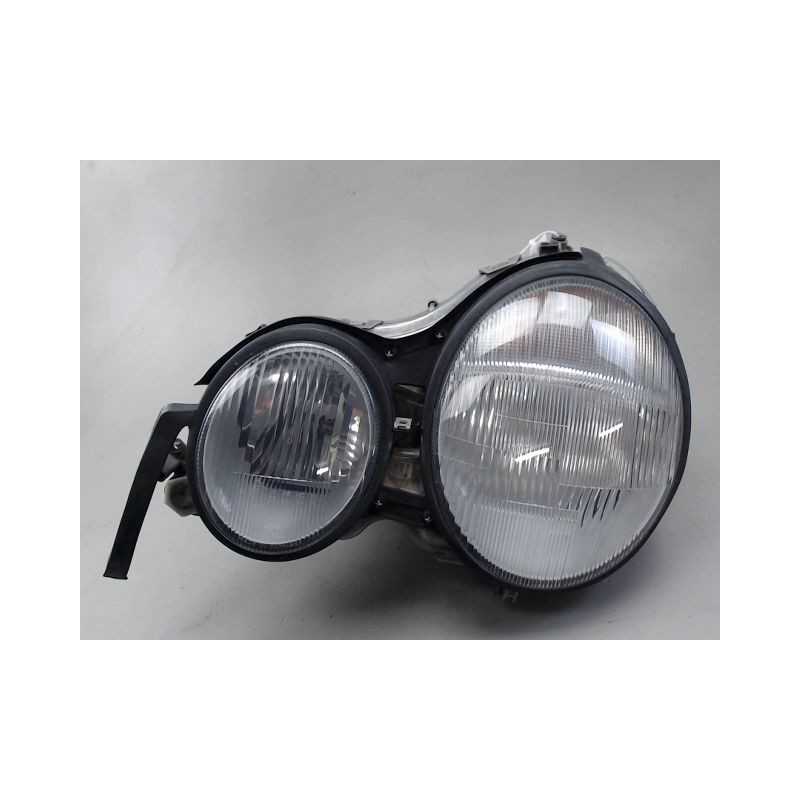 PHARE DROIT MERCEDES E220