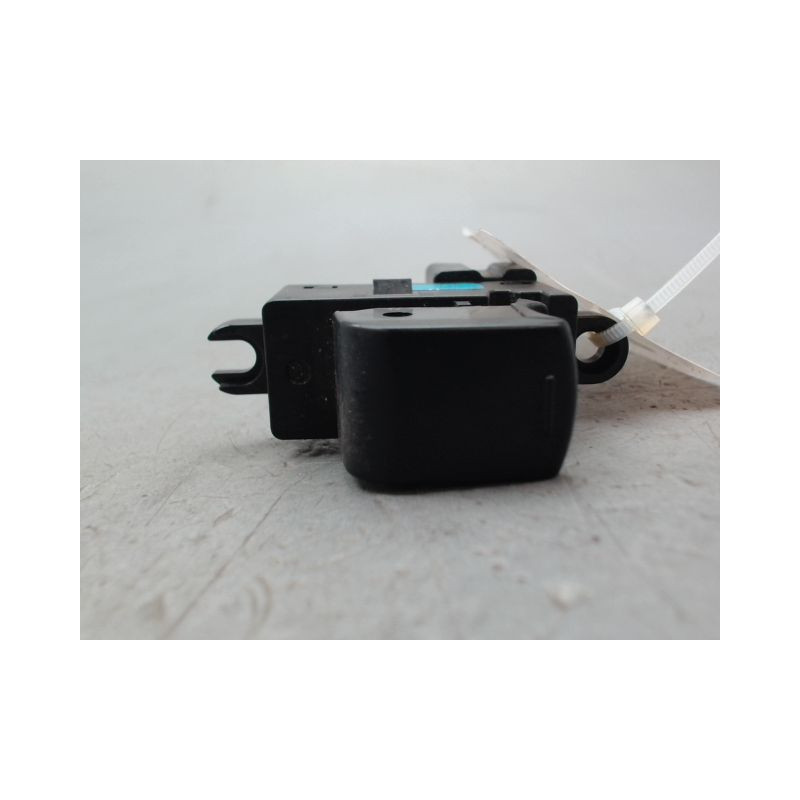 COMMANDE LEVE-GLACE PORTE AVD NISSAN NOTE