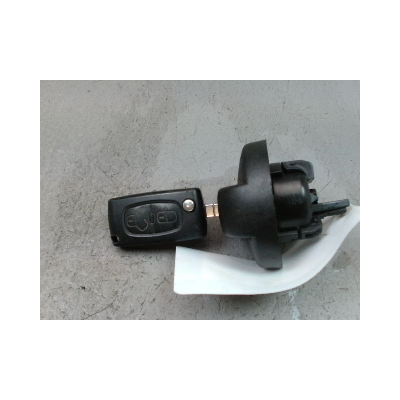 BOUCHON RESERVOIR A CARBURANT CITROEN C3 PICASSO MONOSP. Phase 1 2009-2012