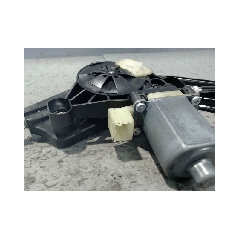 MECANISME+MOTEUR LEVE-GLACE AVANT DROIT VOLKSWAGEN GOLF