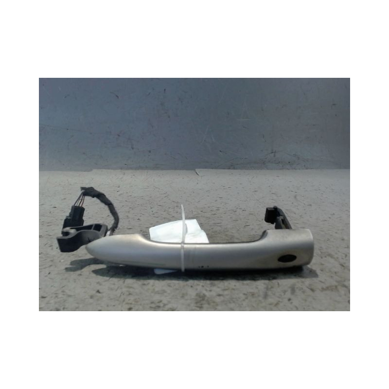 POIGNEE EXTERIEURE PORTE AVANT GAUCHE RENAULT SCENIC III 2009-