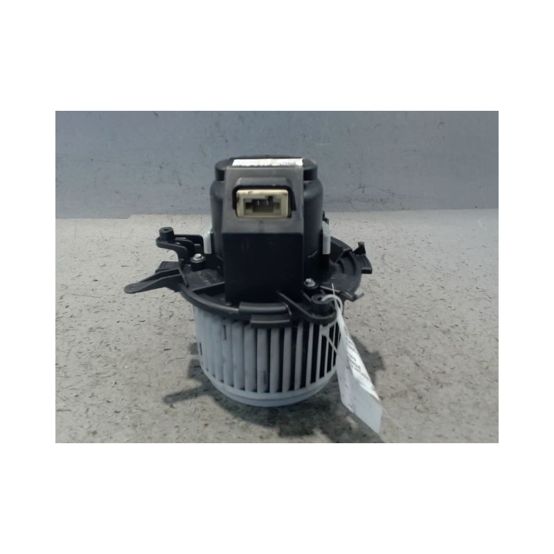 MOTEUR VENTILATEUR CHAUFFAGE CITROEN BERLINGO FOURGON 2008-